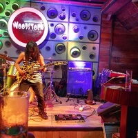 Woodstock Bar, Хошимин