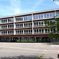 Schulhof Helfensteingymnasium, Гайслинген-ан-дер-Штайге