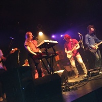 Capital Ballroom, Виктория