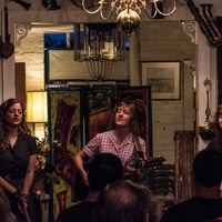 Whistle Stop Antiques, Белтон, Миссури