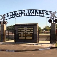 OakLeaf Sports Field, Ньютон Айклиф