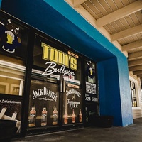 Tom's Bullpen, Довер, Делавэр