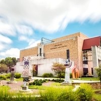 Bologna Performing Arts Center, Кливленд, Миссисипи