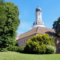 Schlosshof, Йевер