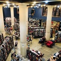 The Last Bookstore, Лос-Анджелес, Калифорния