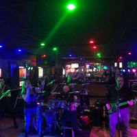 Hideaway, Рединг, Пенсильвания