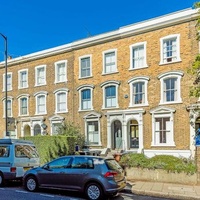 Victoria Park Road, Лондон