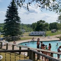 River's Edge Apple River Tubing & Camping, Нью Ричмонд, Висконсин