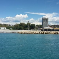 Сен-Лоран-дю-Вар