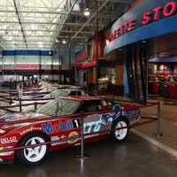 National Corvette Museum, Боулинг Грин, Кентукки