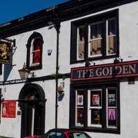 The Golden Lion, Тодморден