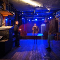 L'Écurie, Женева