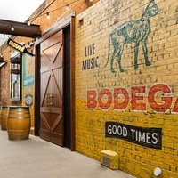 Bodega Bar, Тувумба