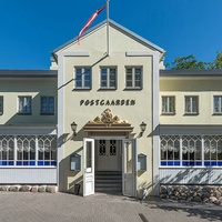 Postgaarden, Klampenborg