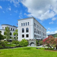 Universitetsaulaen, Берген