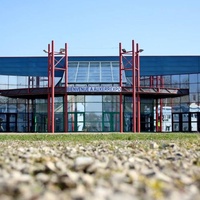 Convention center, Осер