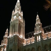 Rathausplatz, Вена