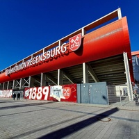 Jahnstadion Regensburg, Регенсбург