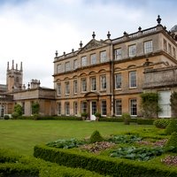 The Estate, Бадминтон