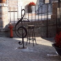 Piazzetta Della Musica, Гаттико-Веруно