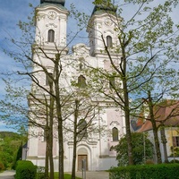 Pfarrkirche Mariä Himmelfahrt, Нойхаус-на-Инне