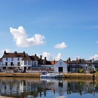 Стайнс-апон-Темза