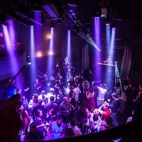 Les Étoiles, Париж