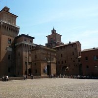 Piazza Castello, Бари