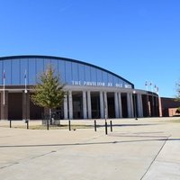 The Pavilion, Бродстейрс