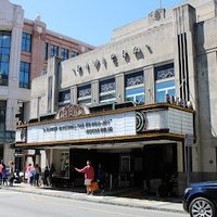 Sottile Ballroom at The Riviera Theater, Чарлстон, Южная Каролина