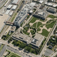Illinois Science + Technology Park, Скоки, Иллинойс