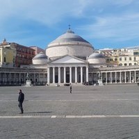 Piazza del Plebiscito, Неаполь
