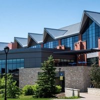 UW-Eau Claire Davies Center, О-Клэр, Висконсин