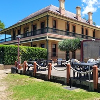 Shaws Bay, Баллина