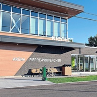 Aréna Pierre-Provencher, Николе